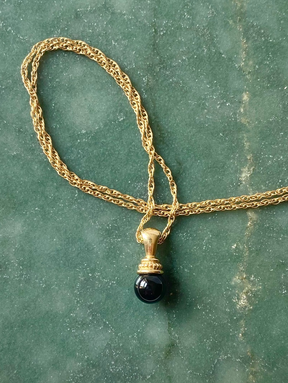 Vintage James Avery Onyx and Gold pendant and Gold chain 14k